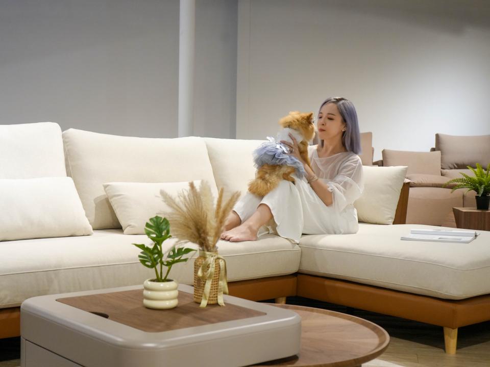 客製化沙發、床墊、餐桌